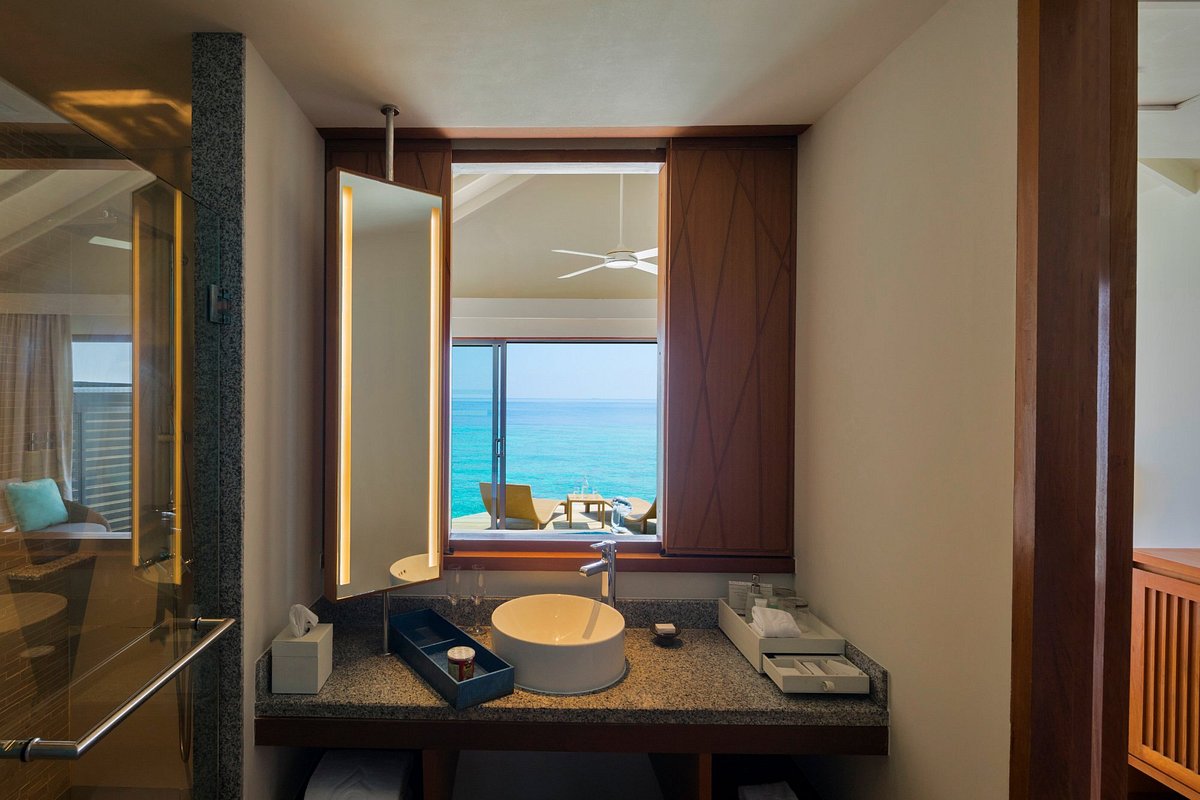 Overwater Villa King