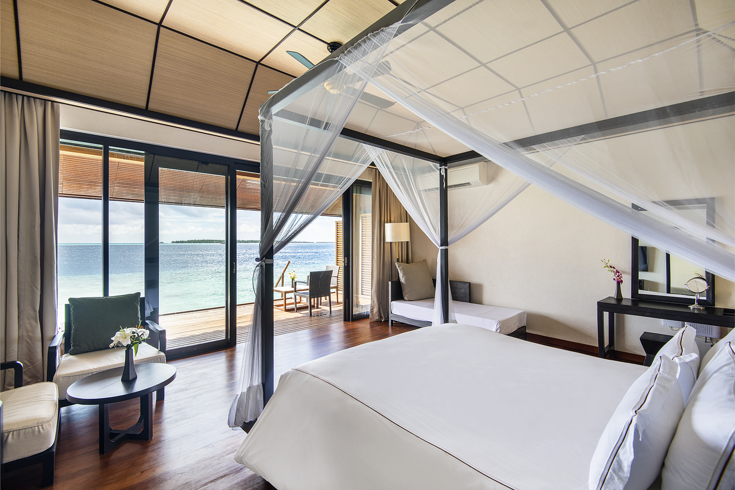 Lagoon Villa