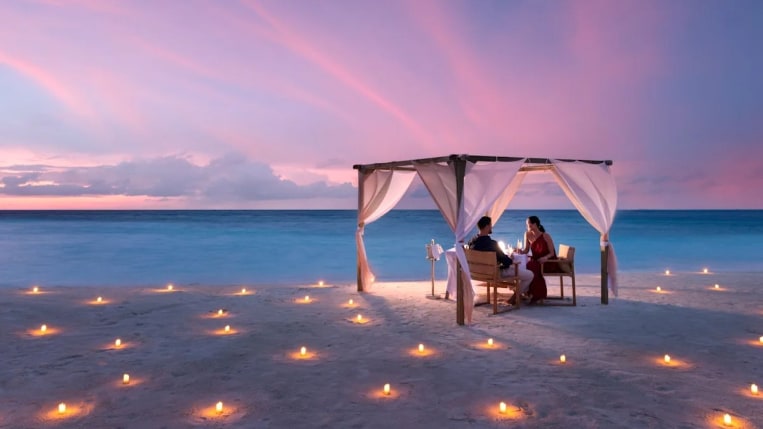 Hilton Maldives Amingiri Resort & Spa